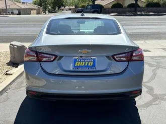 2024 Chevrolet Malibu photo 4