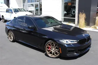 2021 BMW 5 SERIES photo 4