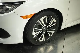 2017 HONDA CIVIC photo 4