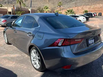2014 Lexus IS photo 5