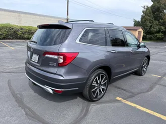 2020 Honda Pilot photo 3