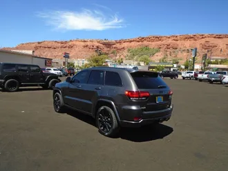 2021 Jeep Grand Cherokee photo 5