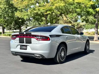 2021 Dodge Charger photo 4