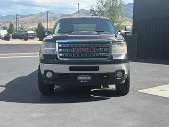 2013 GMC Sierra 3500HD photo 2