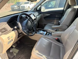 2017 Honda Pilot photo 3