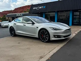 2018 Tesla Model S photo 2