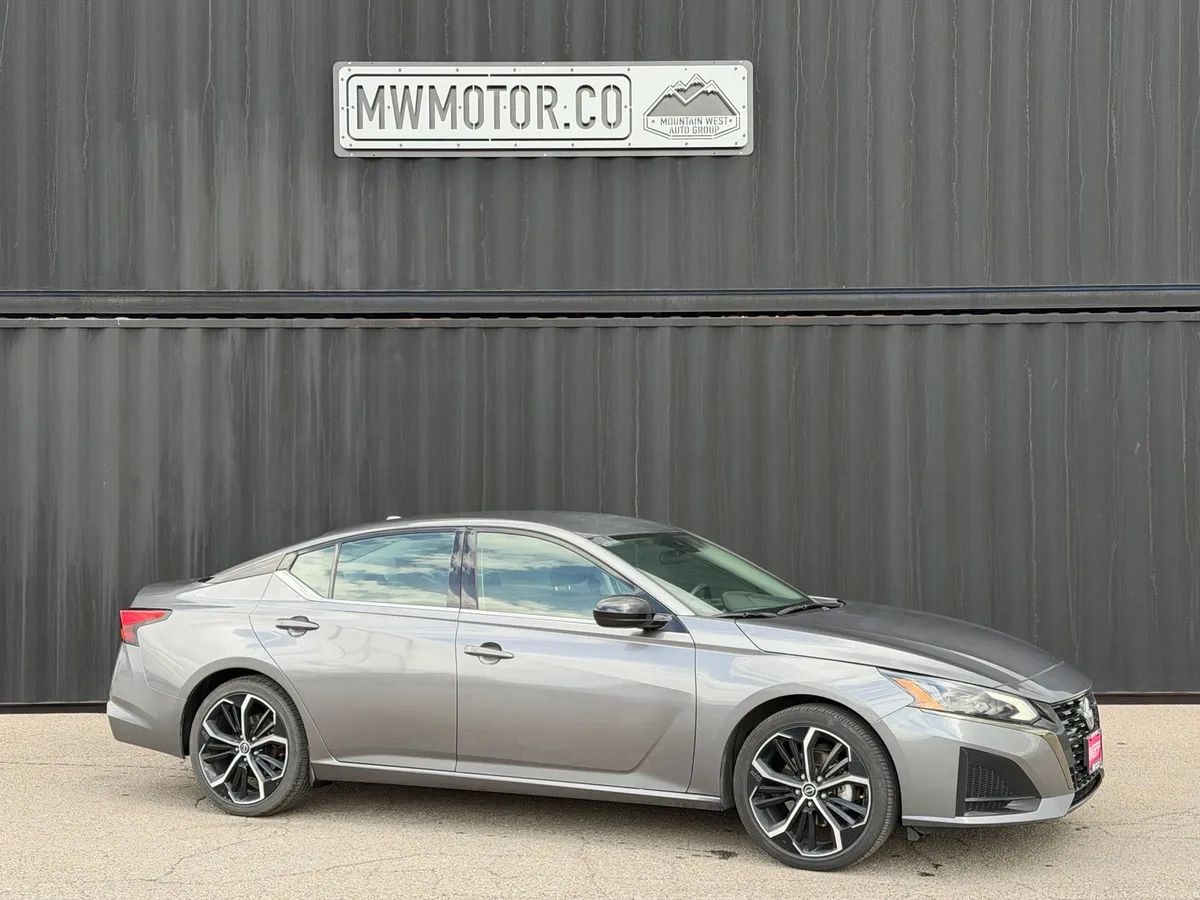 2024 Nissan Altima 2.5 SR