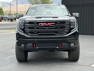 2023 GMC Sierra 1500 photo 2