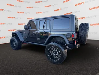 2021 Jeep Wrangler photo 3