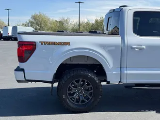 2025 Ford F-150 photo 5