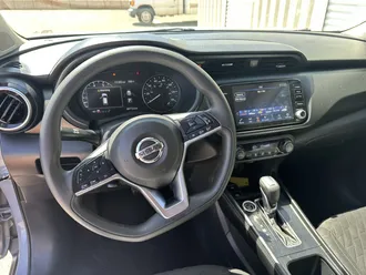 2021 Nissan Kicks photo 6
