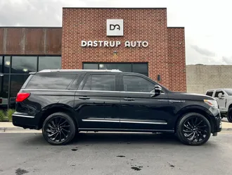 2021 Lincoln Navigator photo 7