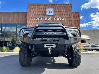 2021 Toyota 4Runner photo 2