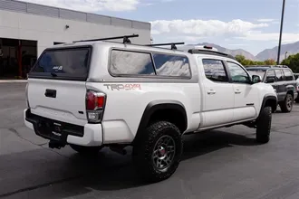 2022 TOYOTA TACOMA photo 5