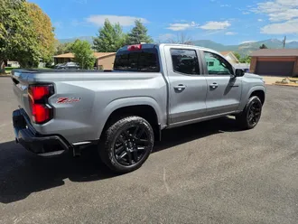 2025 Chevrolet Colorado photo 5