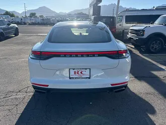 2021 Porsche Panamera photo 7
