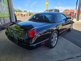 2002 Ford Thunderbird photo 4