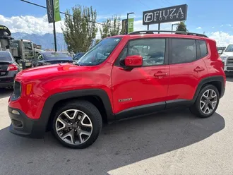 2015 Jeep Renegade photo 2