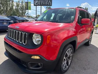 2015 Jeep Renegade photo 5