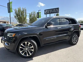 2019 Jeep Grand Cherokee photo 2
