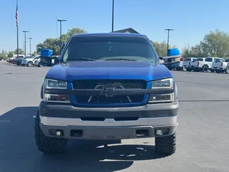2003 Chevrolet Silverado 2500HD photo 2