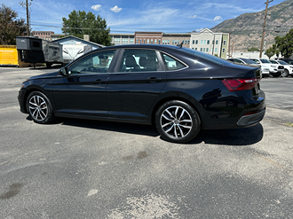 2025 Volkswagen Jetta photo 5