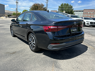 2025 Volkswagen Jetta photo 7