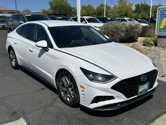 2022 Hyundai Sonata photo 2