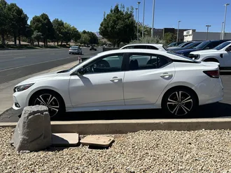 2023 Nissan Sentra photo 7