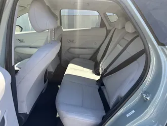 2025 Hyundai Kona photo 7