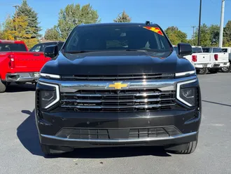 2025 Chevrolet Tahoe photo 2