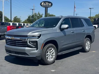 2025 Chevrolet Tahoe photo 3