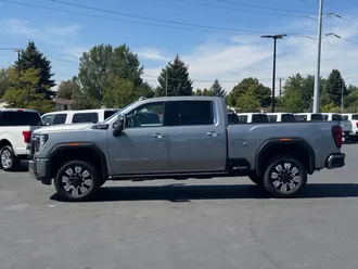 2025 GMC Sierra 3500HD photo 4