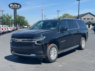 2024 Chevrolet Suburban photo 3