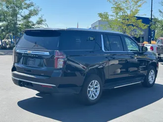 2024 Chevrolet Suburban photo 7