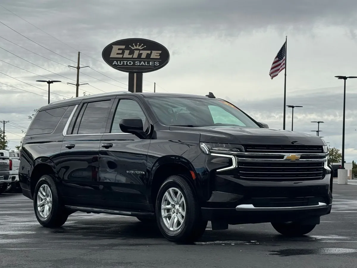 2024 Chevrolet Suburban LT