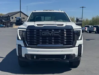 2024 GMC Sierra 3500HD photo 2