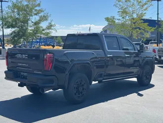 2024 GMC Sierra 3500HD photo 7