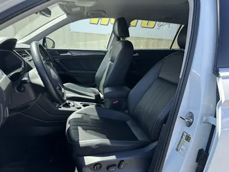 2024 Volkswagen Tiguan photo 5