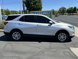 2018 Chevrolet Equinox photo 2