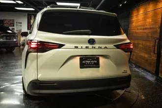 2021 TOYOTA SIENNA photo 6