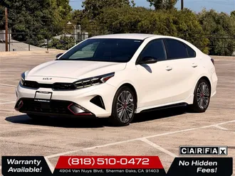 2023 Kia Forte GT photo 3