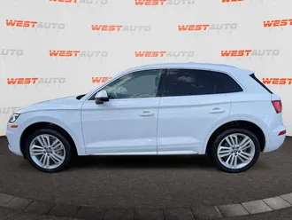 2020 Audi Q5 photo 2