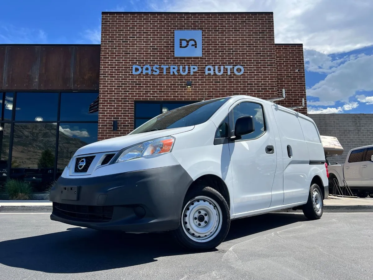 2019 Nissan NV200 S
