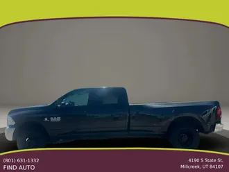 2018 Ram 3500 Crew Cab photo 7