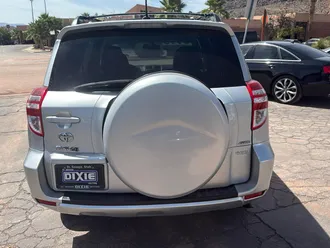 2012 Toyota RAV4 photo 4