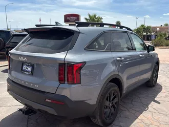 2022 Kia Sorento photo 3