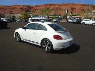 2012 Volkswagen Beetle photo 6