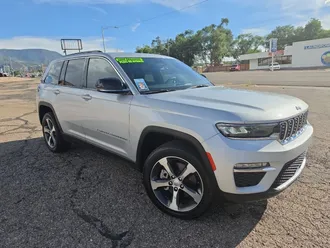 2024 Jeep Grand Cherokee photo 4
