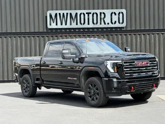 2024 GMC Sierra 3500HD photo 2